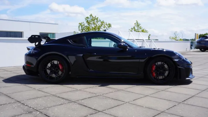 Porsche Cayman