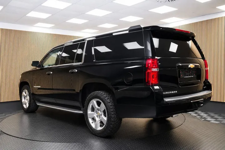 Chevrolet Suburban