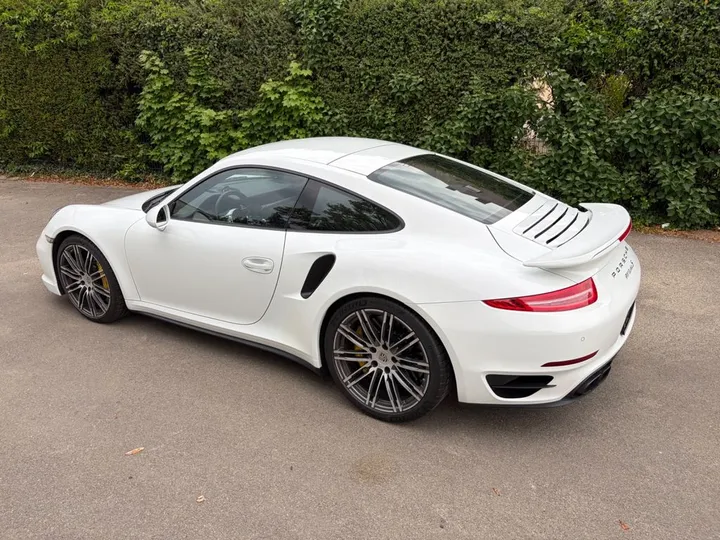 Porsche 991