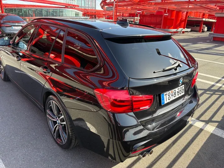 BMW 335