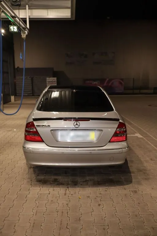 Mercedes-Benz E 270