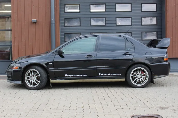 Mitsubishi Lancer