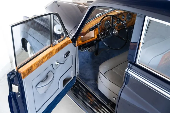 Rolls-Royce Silver Cloud