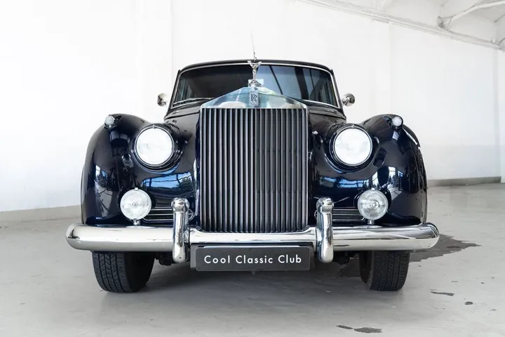 Rolls-Royce Silver Cloud
