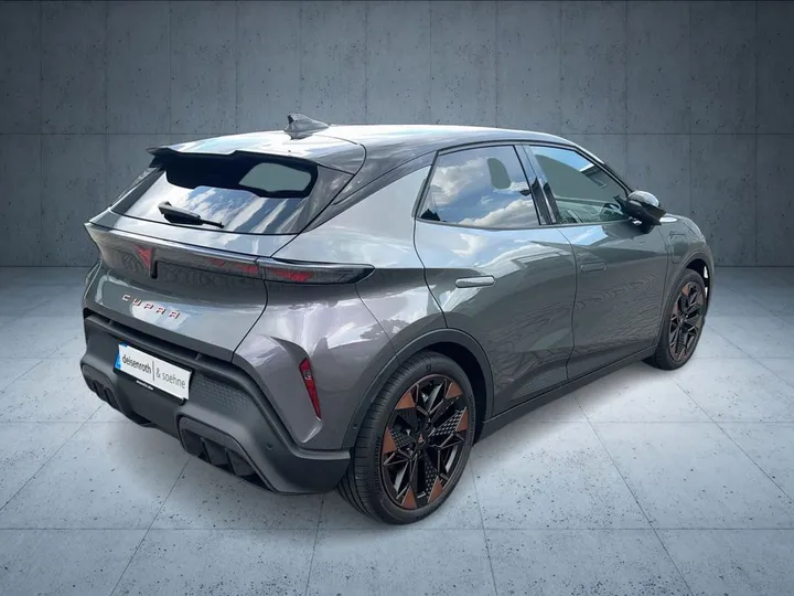 Cupra Raval