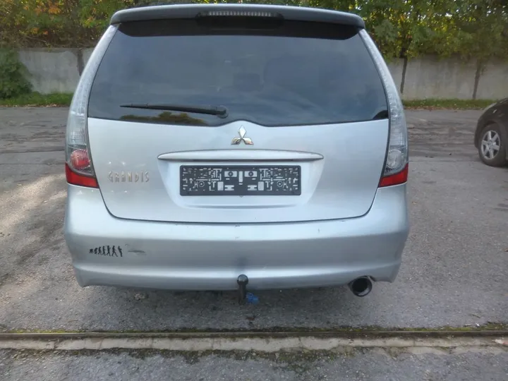 Mitsubishi Grandis