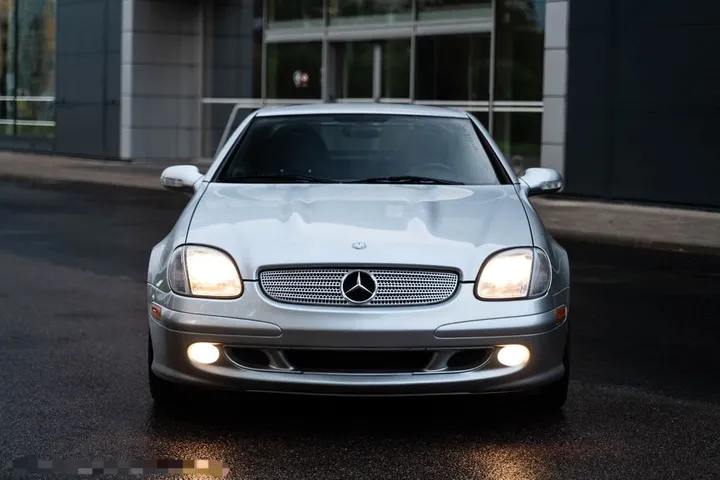 Mercedes-Benz SLK 320