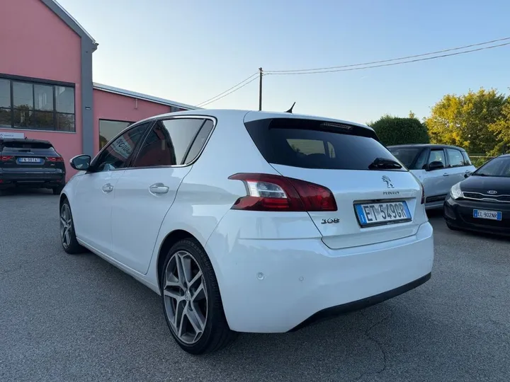 Peugeot 308