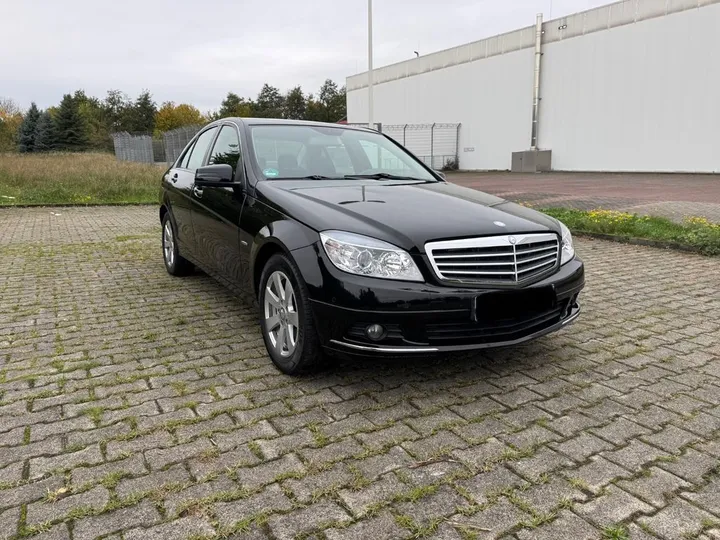Mercedes-Benz C 180