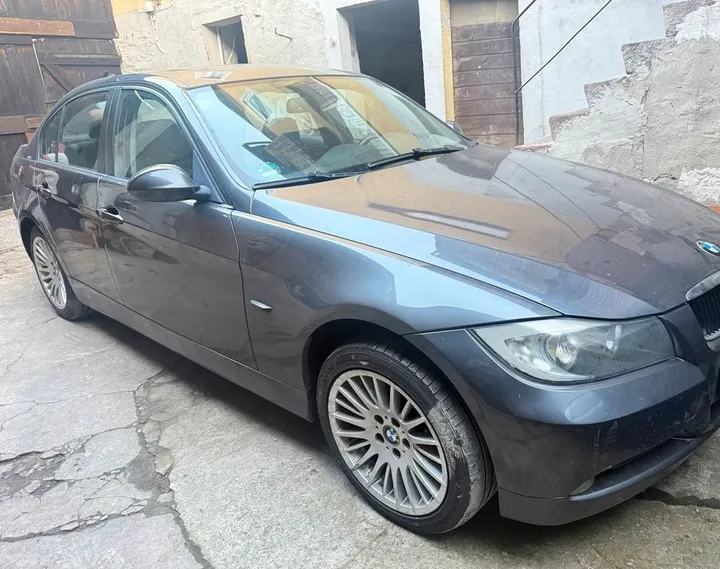 BMW 320