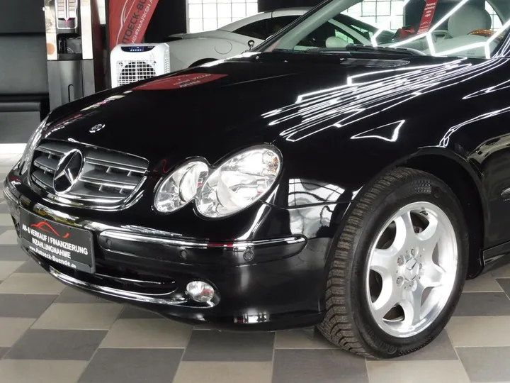Mercedes-Benz CLK 200