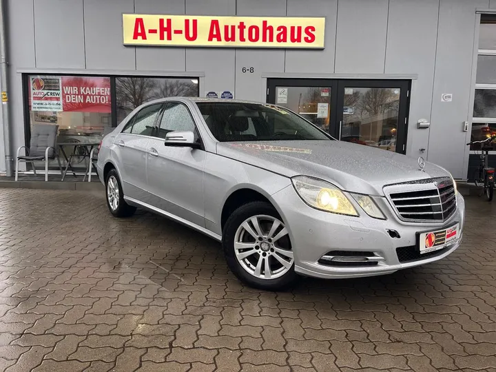 Mercedes-Benz E 220