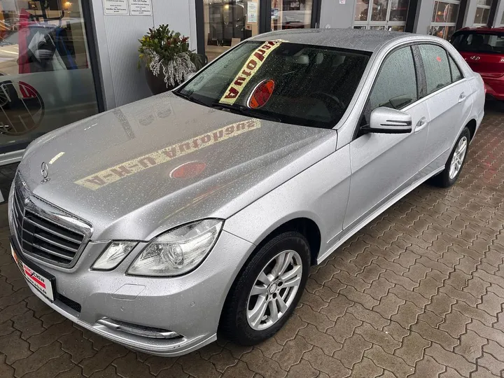Mercedes-Benz E 220