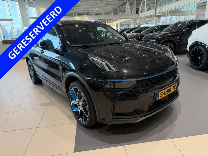 Lynk&Co 01