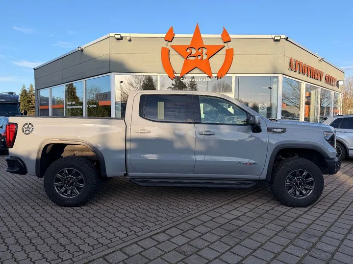 GMC Sierra