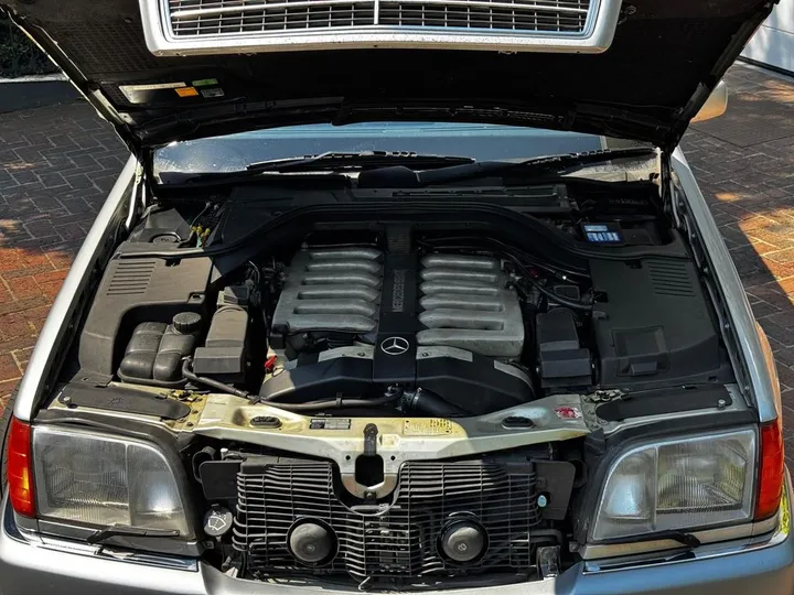 Mercedes-Benz 600