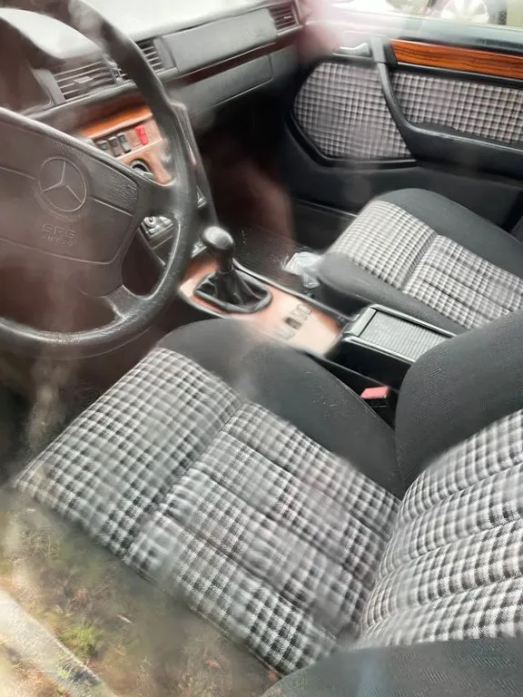 Mercedes-Benz E 250
