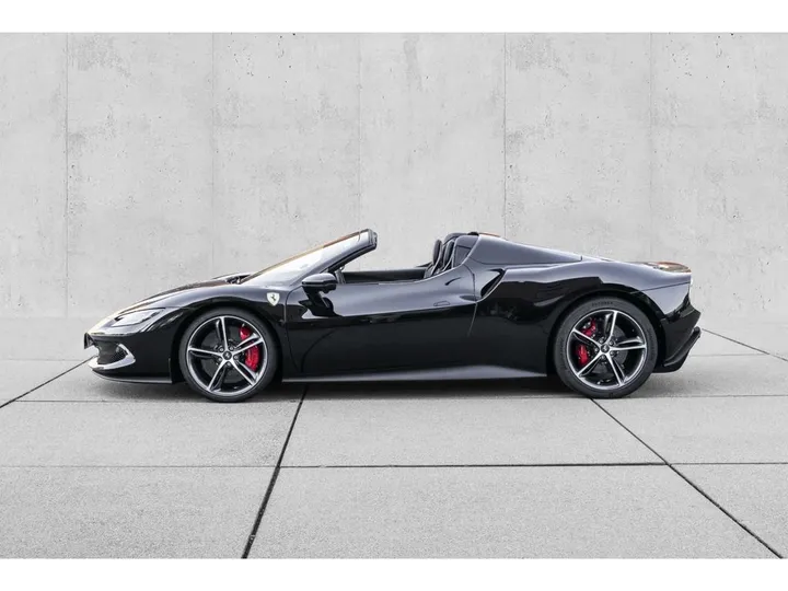 Ferrari 296 GTS