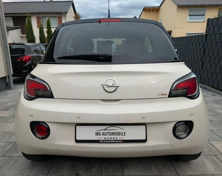 Opel Adam
