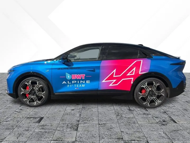 Alpine A390