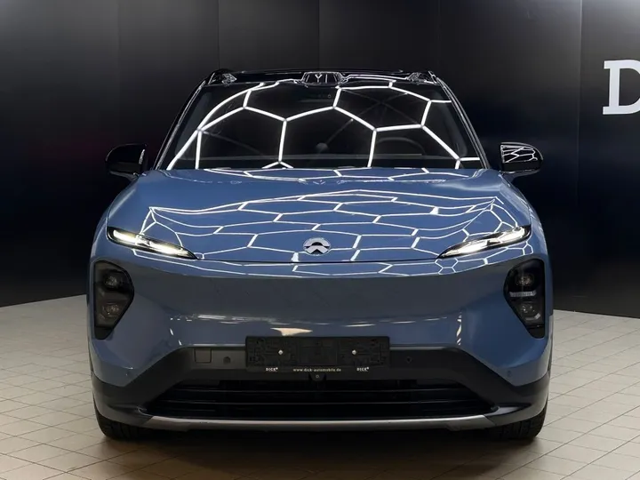 NIO EL7