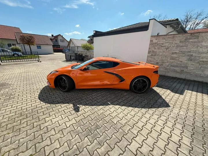 Corvette C8