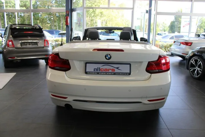 BMW 218