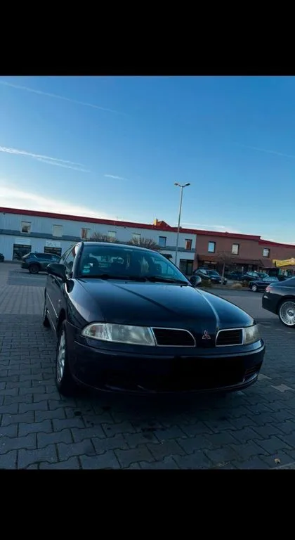 Mitsubishi Carisma