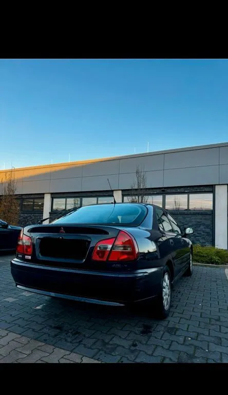 Mitsubishi Carisma