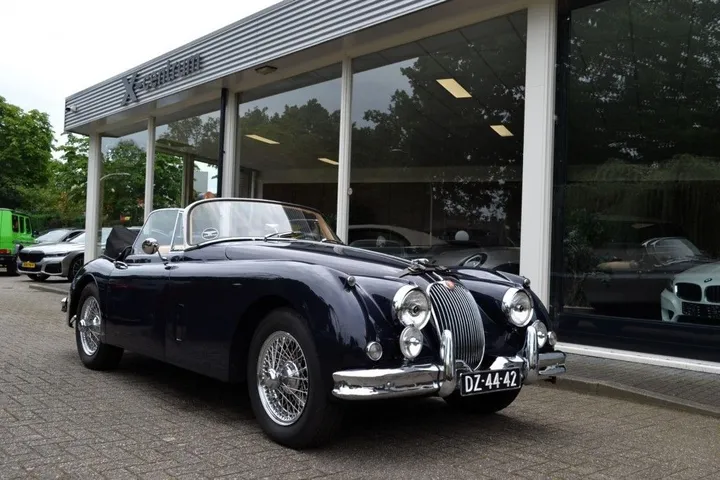 Jaguar XK