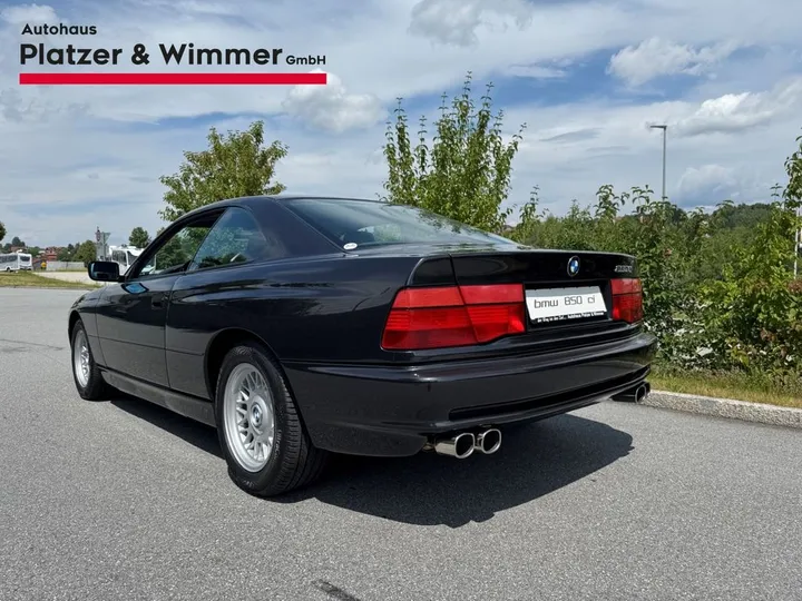 BMW 850
