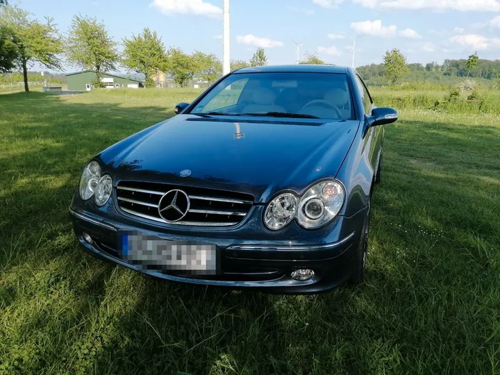 Mercedes-Benz CLK 320
