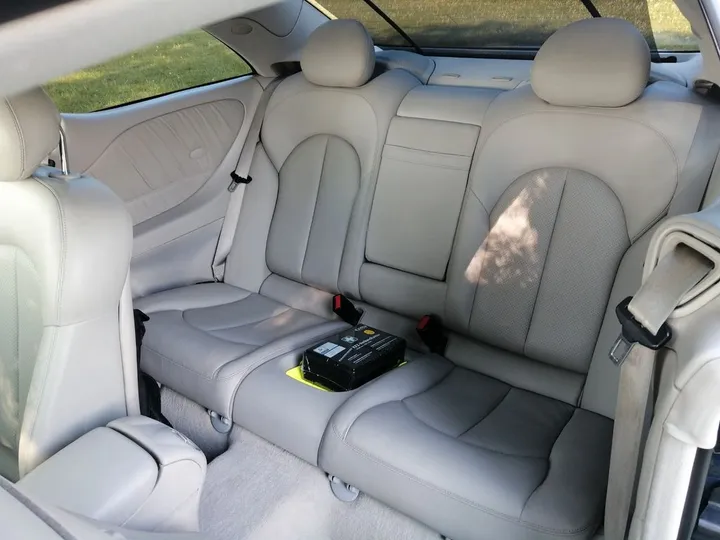 Mercedes-Benz CLK 320