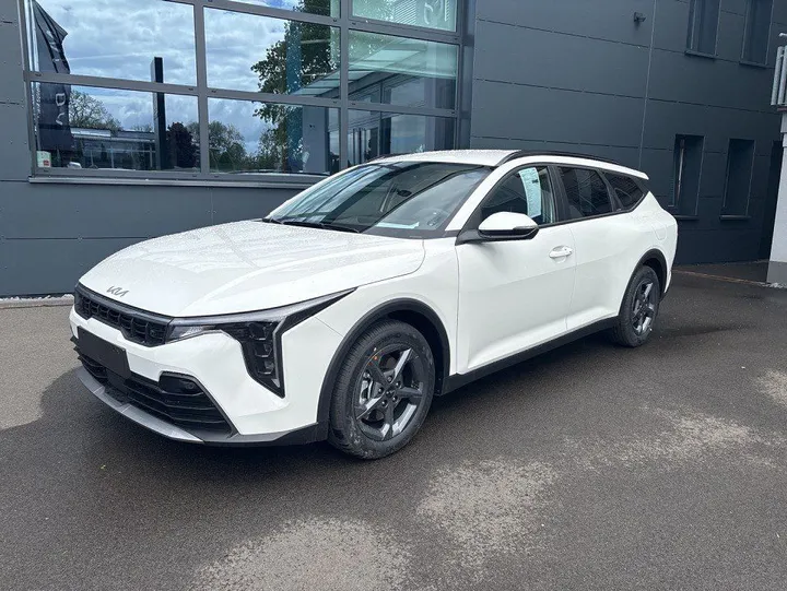 Kia K4