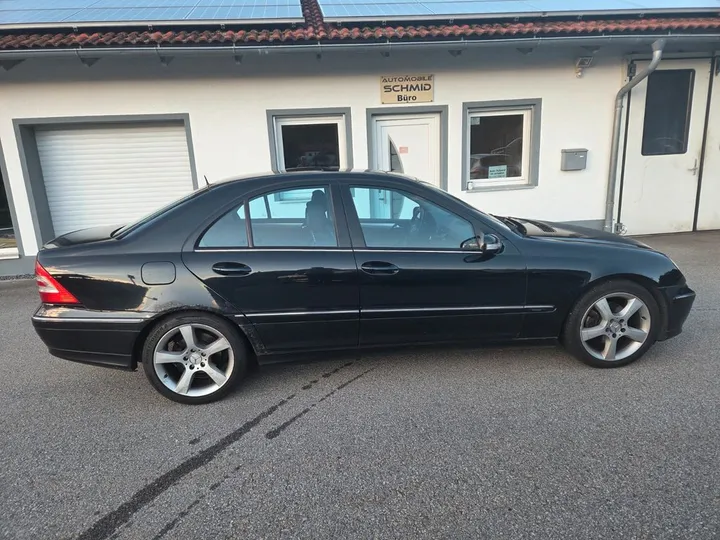 Mercedes-Benz C 180