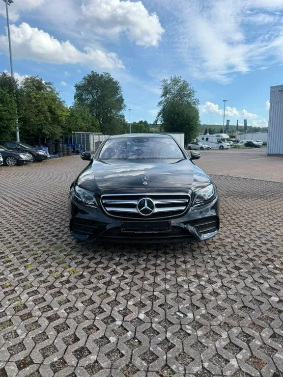 Mercedes-Benz E 400