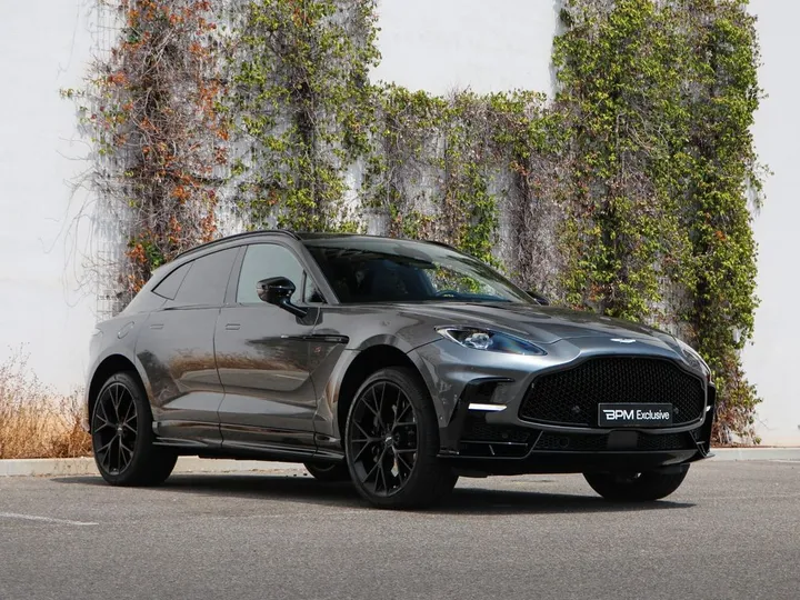 Aston Martin DBX