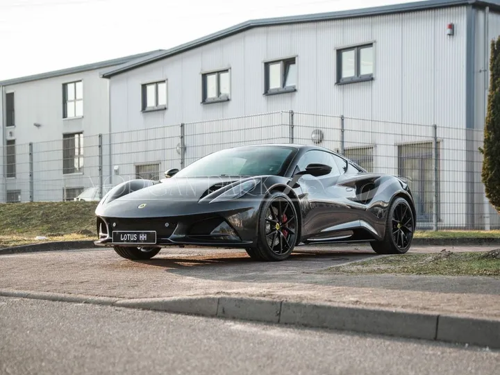 Lotus Emira