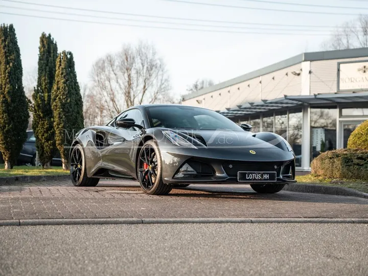 Lotus Emira
