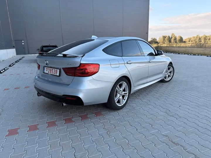BMW 340 Gran Turismo