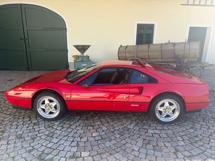 Ferrari 328