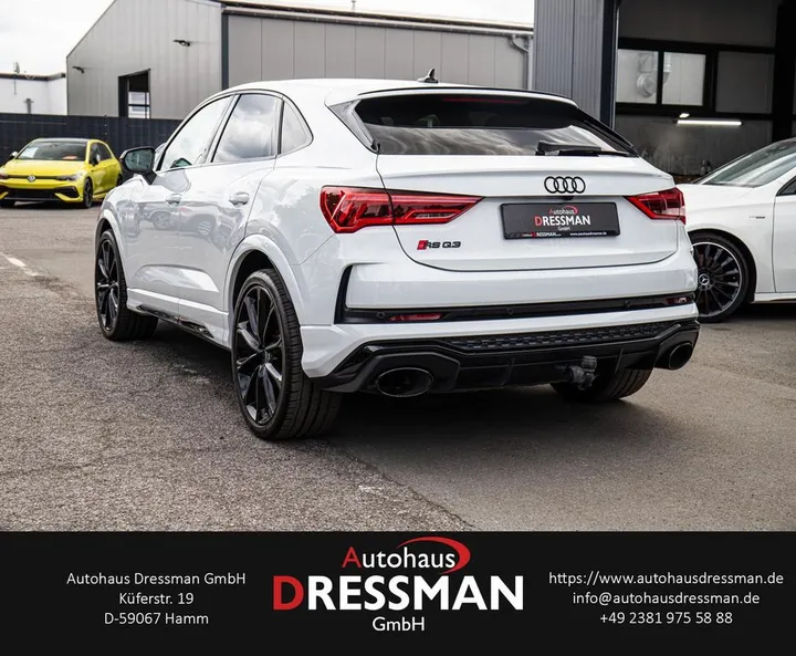 Audi RSQ3