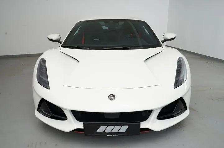 Lotus Emira