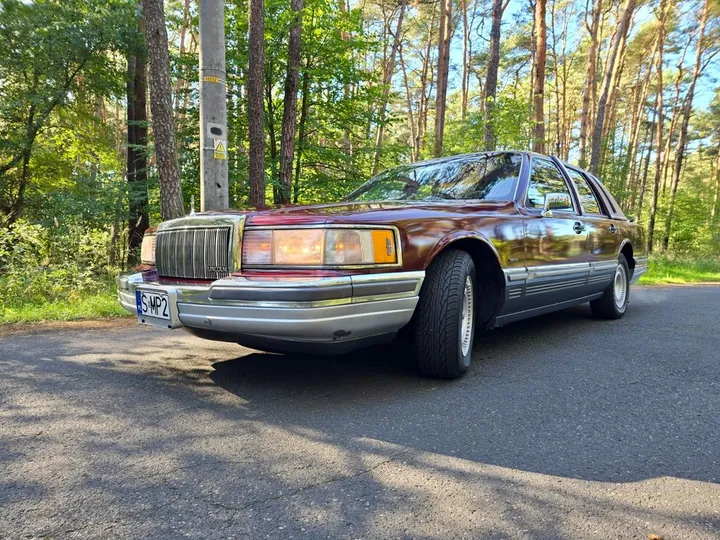 Lincoln Town Car