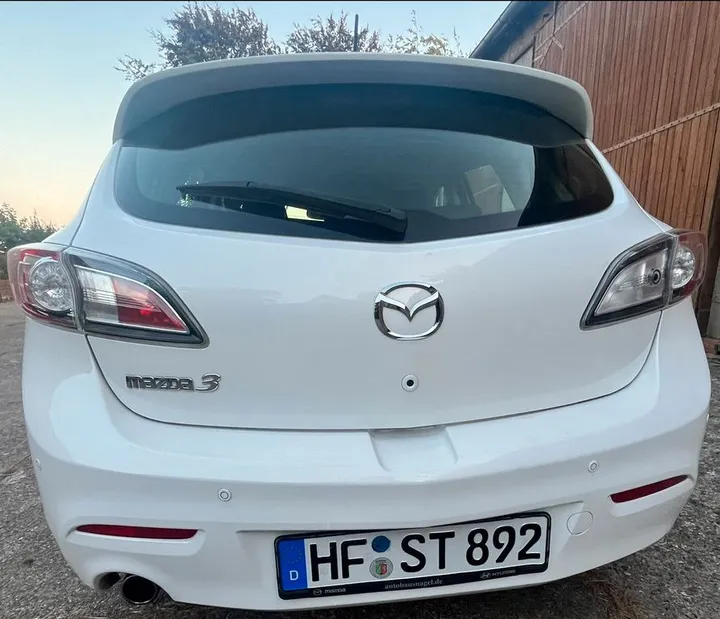 Mazda 3