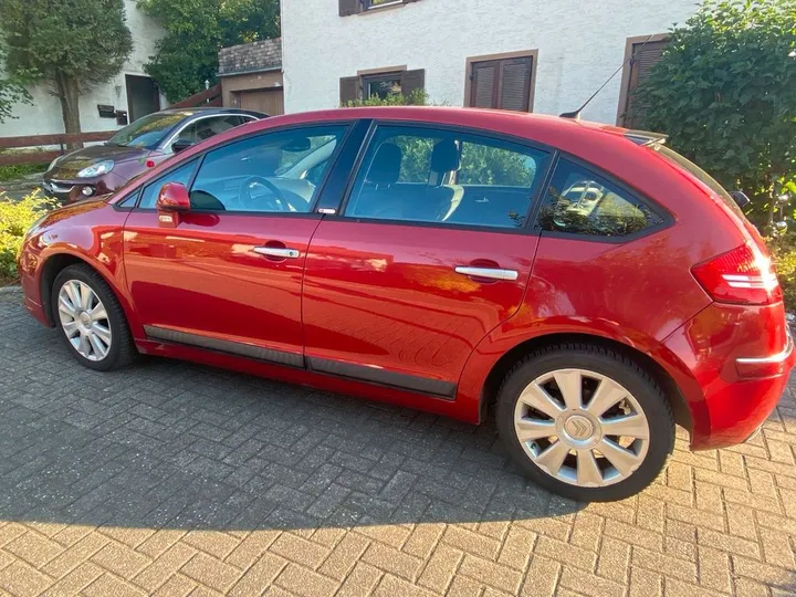 Citroën C4