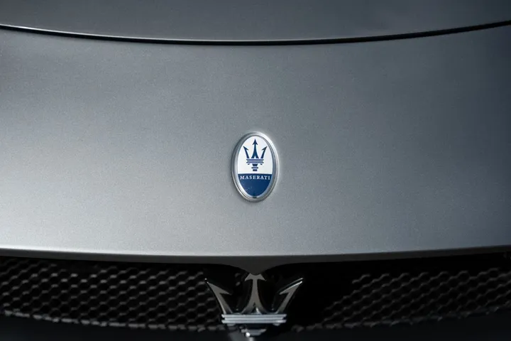 Maserati MC20