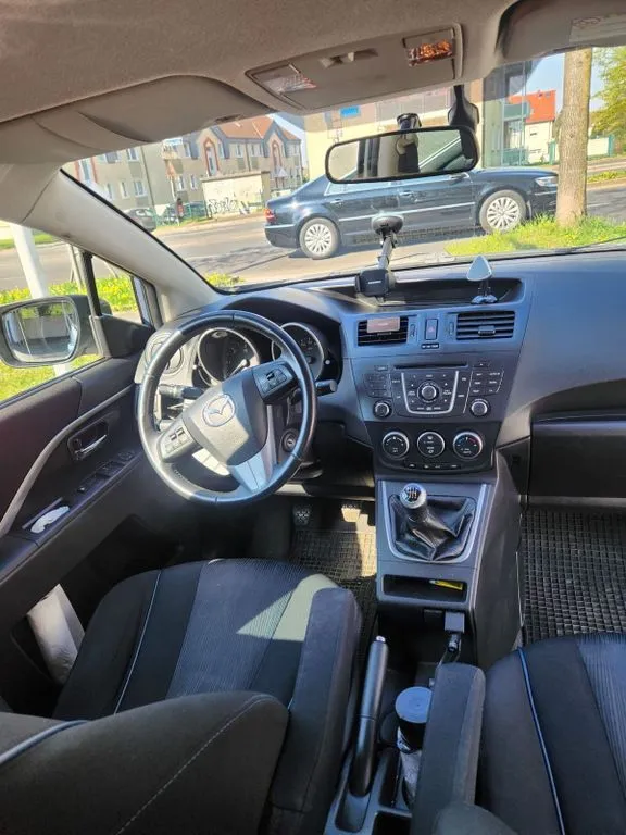 Mazda 5