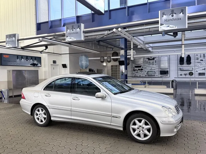 Mercedes-Benz C 180