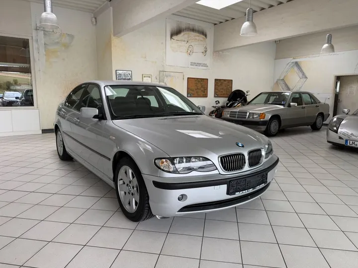 BMW 325
